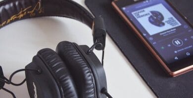 Movil con un reproductor de música